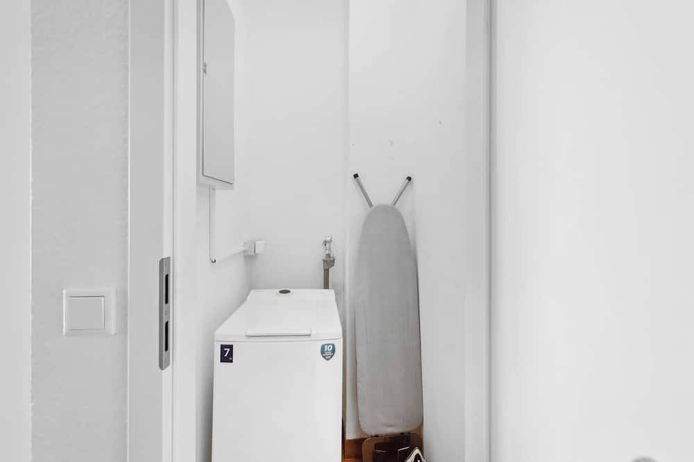 Flexi Home - Balcony | Lake View | High-Speed Wifi, foto 8