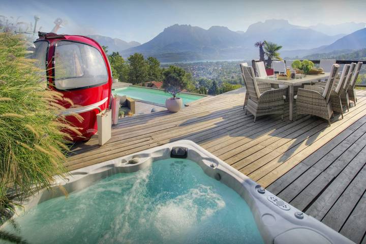 Gîte pour 11 personnes, avec piscine ainsi que jacuzzi et jardin, animaux acceptés à Saint-Jorioz - 3