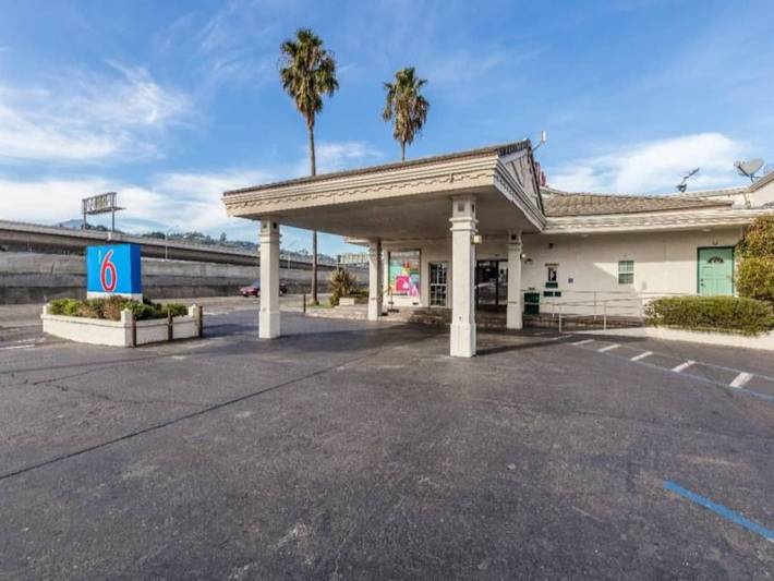 Ganze Wohnung, 1 Kingsize-Bett | Nichtraucher in San Rafael, California North Coast