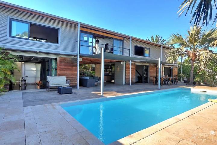 Villa pour 6 personnes, avec balcon ainsi que jardin et piscine, adapté aux familles - 1