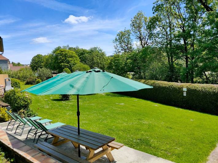 Apartamento entero, Saine Montagnes du Jura avec Spa et Sauna in Foncine-le-Haut, Parc naturel régional du Haut-Jura