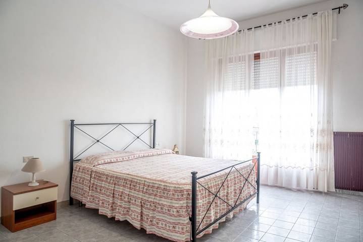 Ferienwohnung für 4 Personen, mit Balkon/Terrasse in Marina di Massa - 4