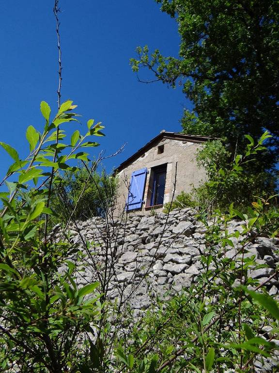 Cabanon dans la Colline pour séjour atypique - meublé classé 1 * in Cahors, Parc Naturel Régional des Causses du Quercy
