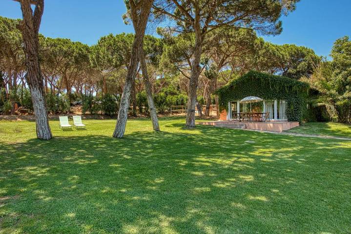 Villa pour 2 personnes, avec jardin et piscine dans Costa do Estoril