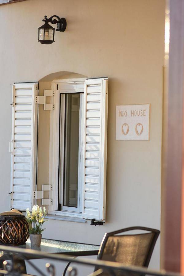 Location de vacances pour 4 personnes, avec vue et jardin dans Panormos - 4