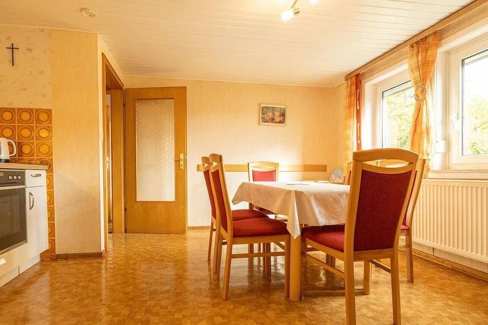Ganze Wohnung, Fewo Pferdskopf 3 Schlafräume - Ferienhof Laibold-Evers in Hofbieber, Rhön-Hessen