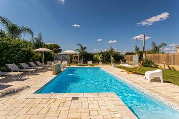 Villa mit pool für 4 Personen, mit Whirlpool und Pool sowie Garten im Salento