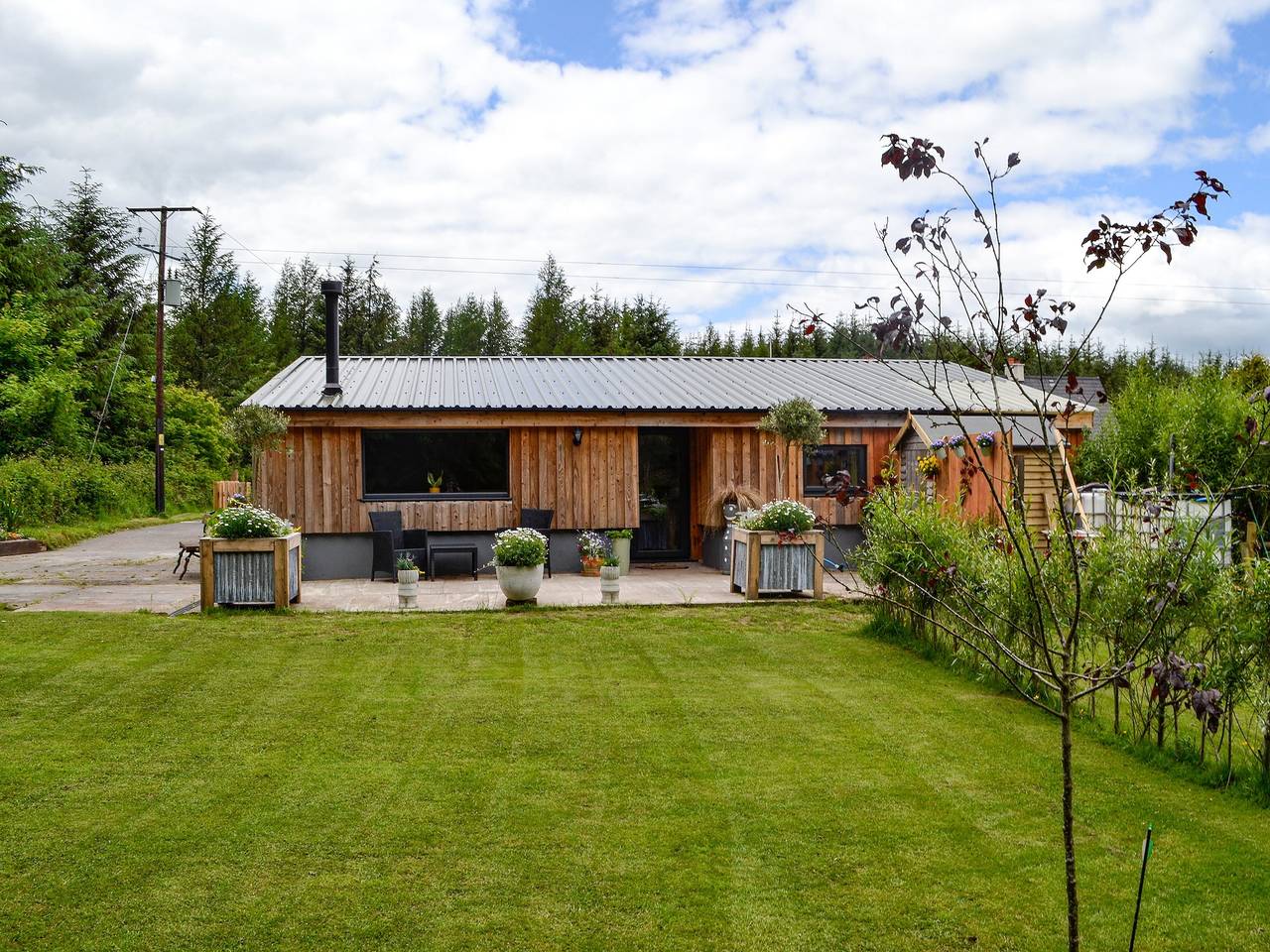 Dark Sky Lodge in Brecon Beacons