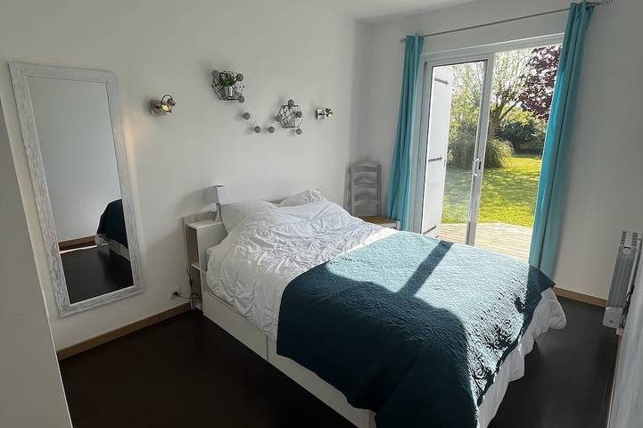 Location de vacances pour 8 personnes, avec jacuzzi et jardin à Port-des-Barques - 3