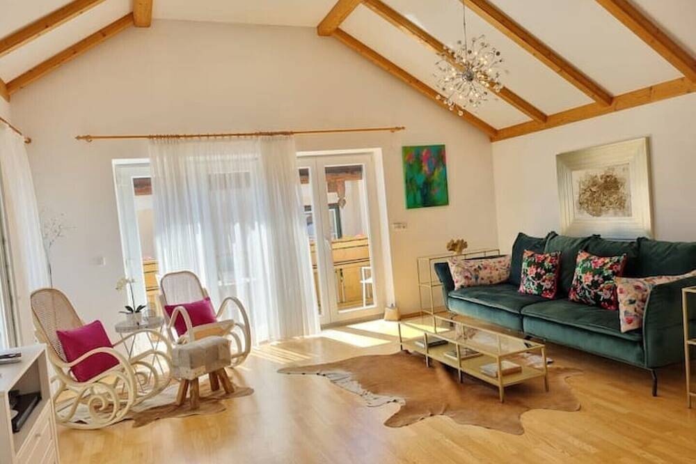 Ganze Wohnung, Modern 3- Bedroom Penthouse in the Centre of St Wolfgang in Sankt Wolfgang im Salzkammergut, Bezirk Gmunden