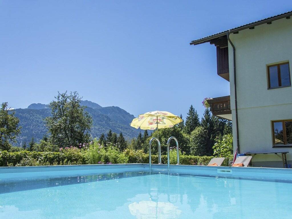 Mit Balkon im Ferienhaus Waldhof in Hermagor, Hermagor-Pressegger See