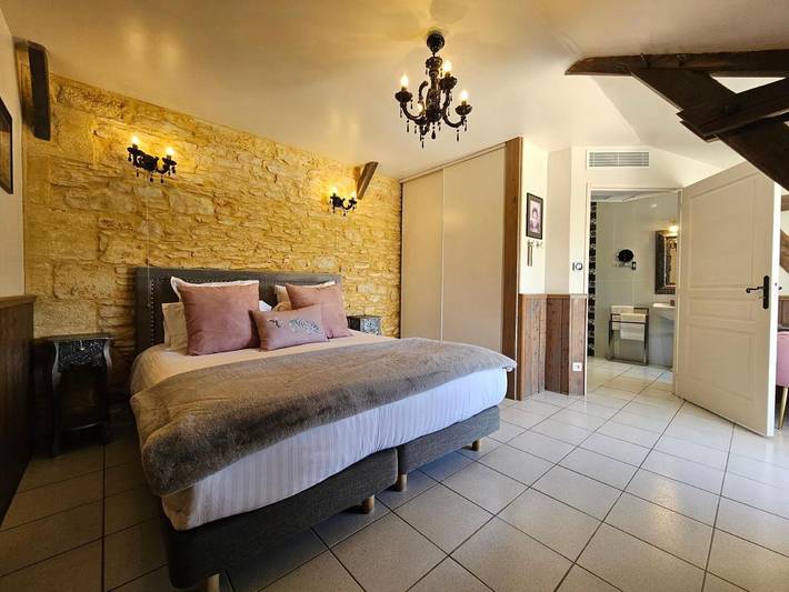 Hôtel pour 2 personnes, avec piscine ainsi que jardin et vue à Meyrals - 4