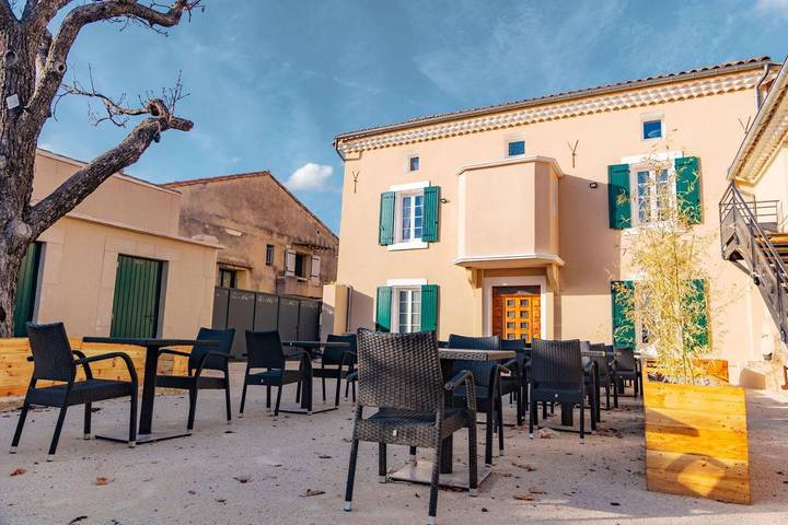 Gîte pour 2 personnes, avec Jacuzzi et Jardin ainsi que Piscine et Vue à Rasteau - 4