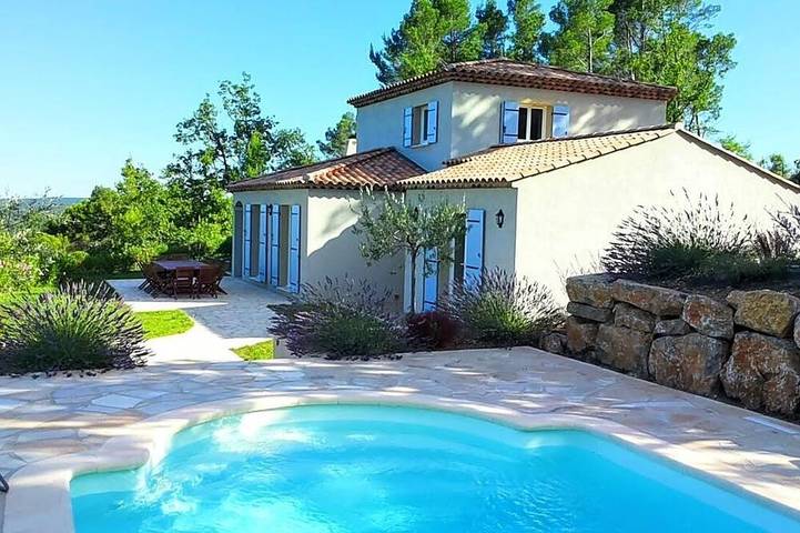 Villa pour 12 personnes, avec jardin et terrasse à Fayence