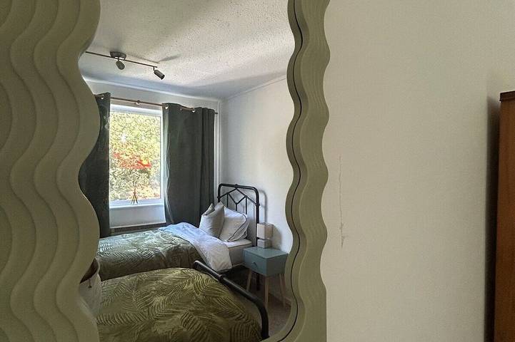 Entire apartment, Stylish 2-Bed Flat Allesley Coventry | Bhx Nec in Coventry, Birmingham Area