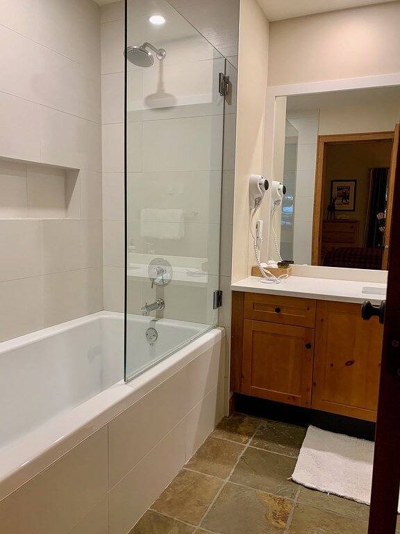 Geräumiger, rustikaler Whistler-Rückzugsort im Wald in Whistler, Whistler Blackcomb