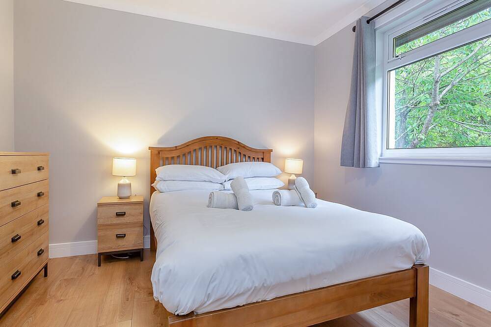 3 bedroom accommodation in Portuairk in Highlands