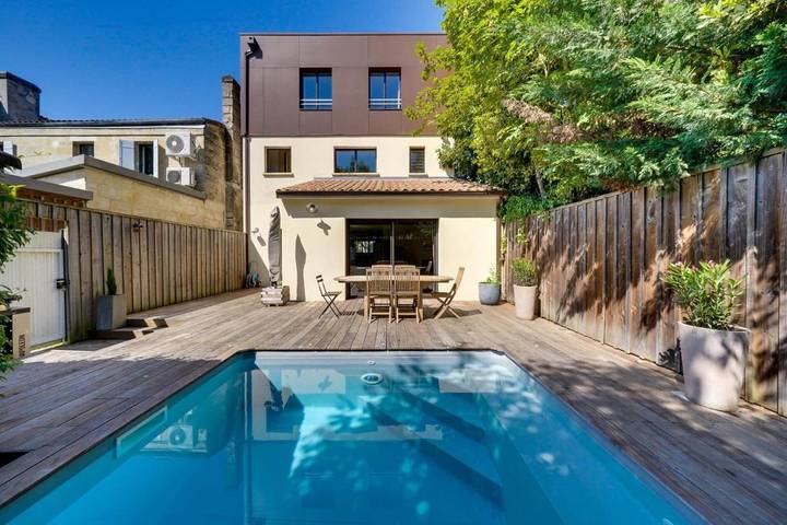 Maison d’hôte pour 7 personnes, avec piscine et terrasse