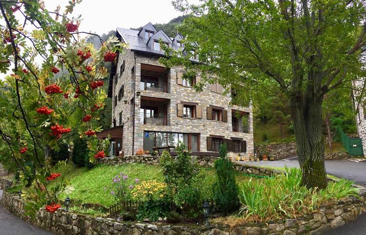 Apartamento de vacaciones para 4 personas, con vistas y jardín - 1