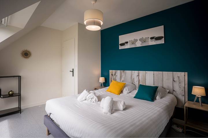 Location de vacances pour 8 personnes, avec jardin et vue sur l’océan, adapté aux familles dans Buguélès - 2