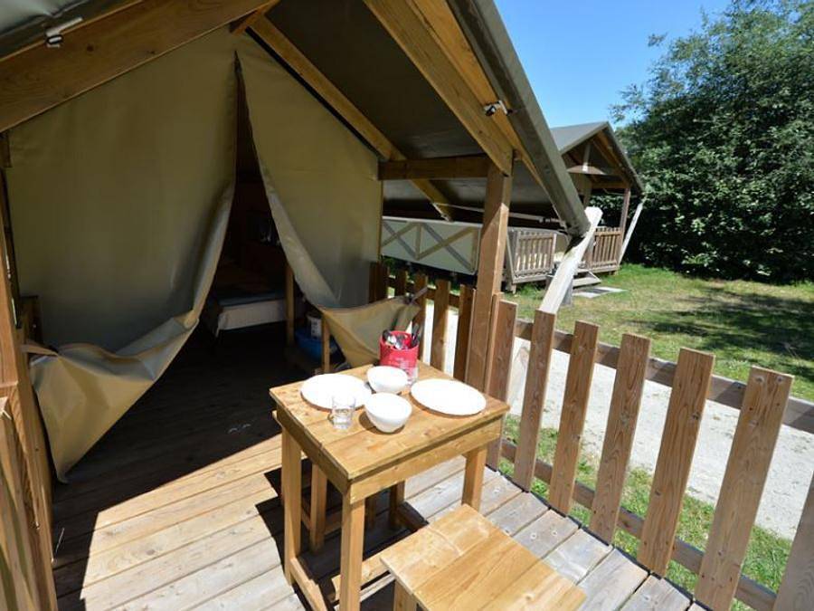 Camping Le Tindio - Bungalowzelt 2 personen in Arzon, Côte des Mégalithes
