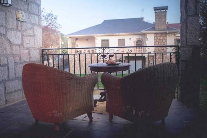 Chalet para 12 personas, con piscina y terraza en Provincia de Ávila - 3