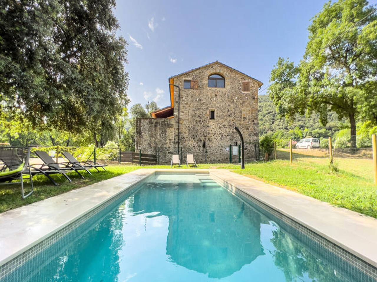 Apartamento entero, Apartamento cerca de Castellfollit in Montagut y Oix, Garrotxa