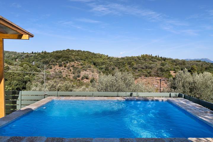 Villa "Amaryllis" with Sea View, 2 Private Terraces & Wi-Fi in Katomeri, Meganisi