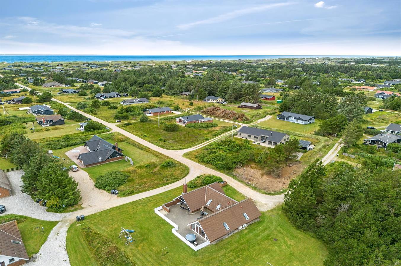 Amazing home in Ringkøbing w/ 5 Bedrooms, Sauna and Wifi in Ringkøbing, Holmsland Klit