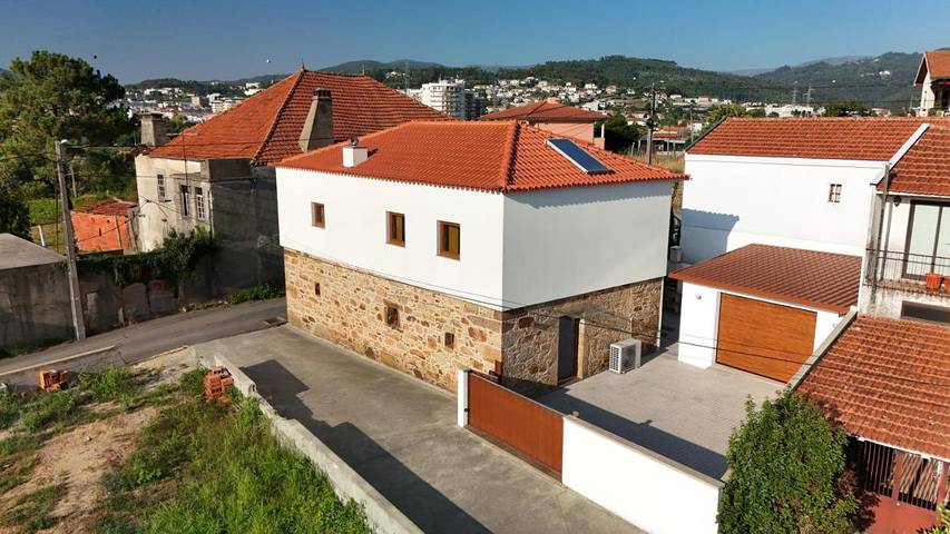 Casa rural para 6 personas, con Terraza además de Jardín y Vistas en Vale de Cambra