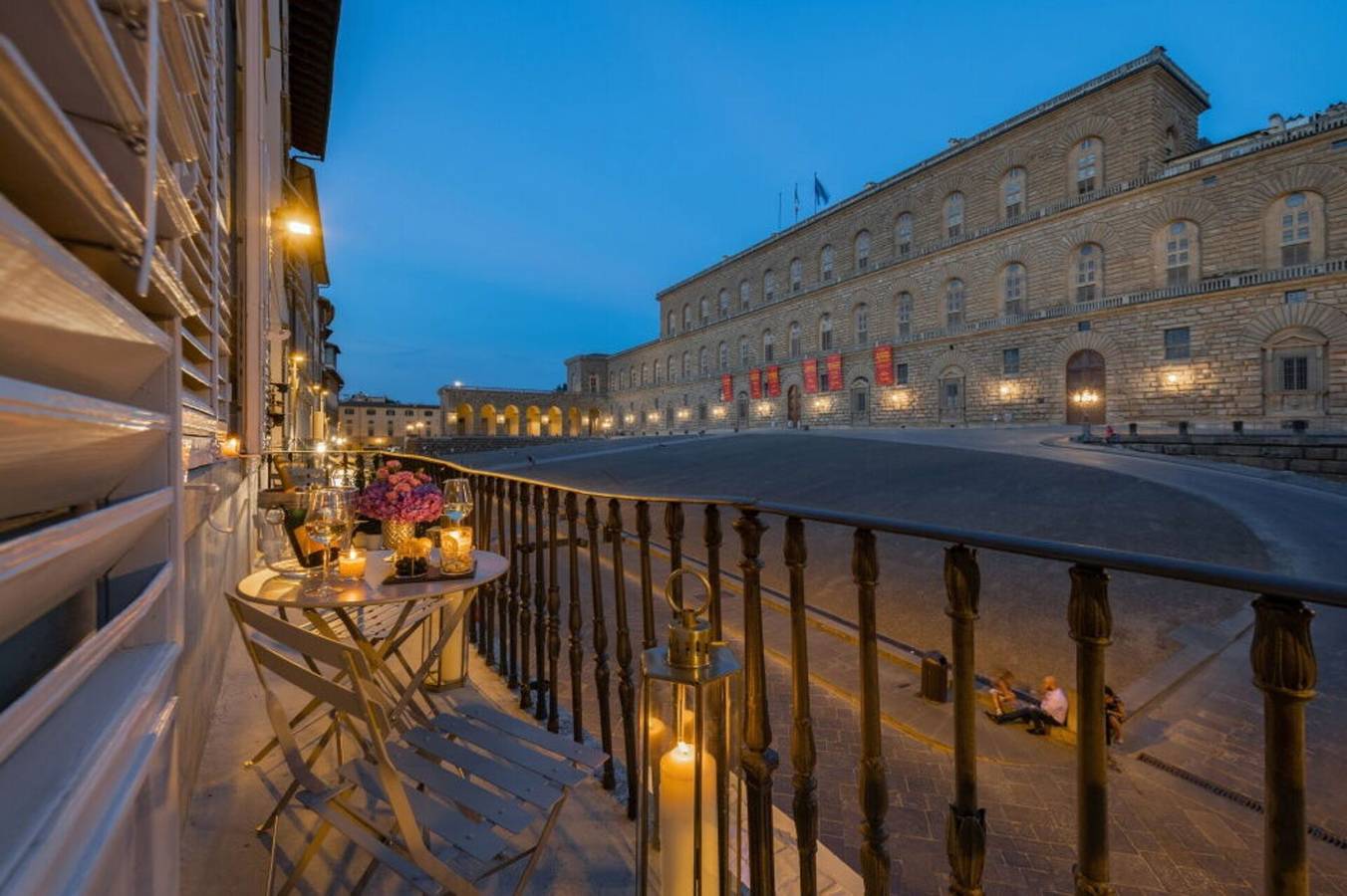 Ganze Wohnung, Ferienwohnung für 12 Personen mit Terrasse in Florence city center, Florenz
