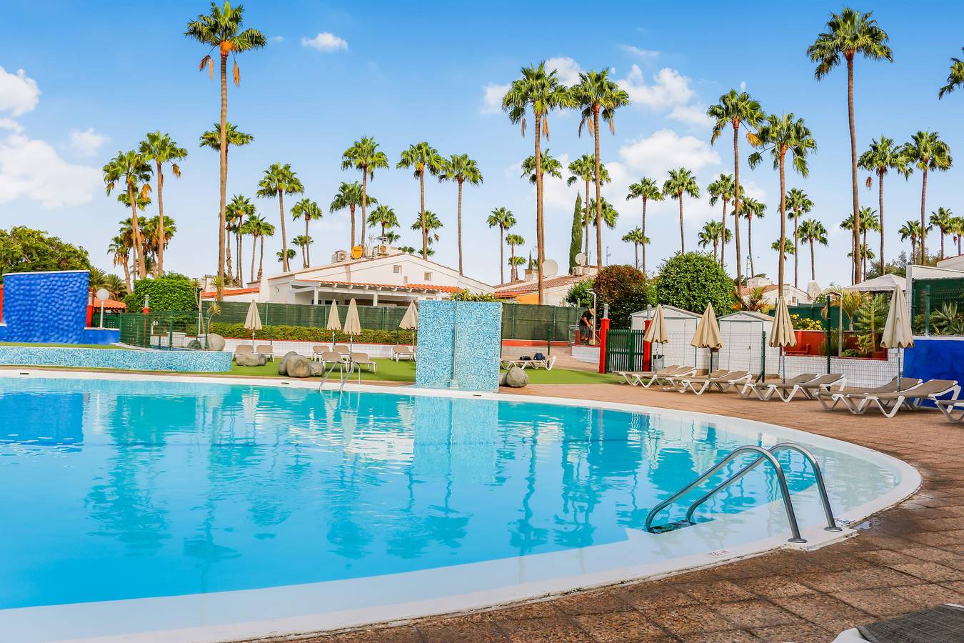 Lux 2Br Maspalomas Pool Terrace in Campo Internacional, San Bartolomé de Tirajana
