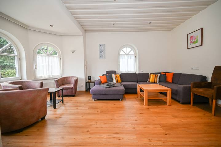 Ferienhaus für 10 Personen, mit Garten und Balkon sowie Seeblick in Zell am See - 4