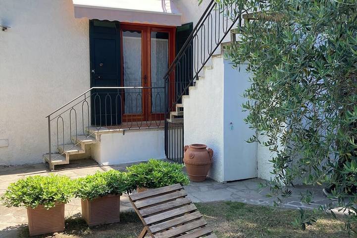 Apartamento de vacaciones para 4 personas, con terraza y jardín - 1