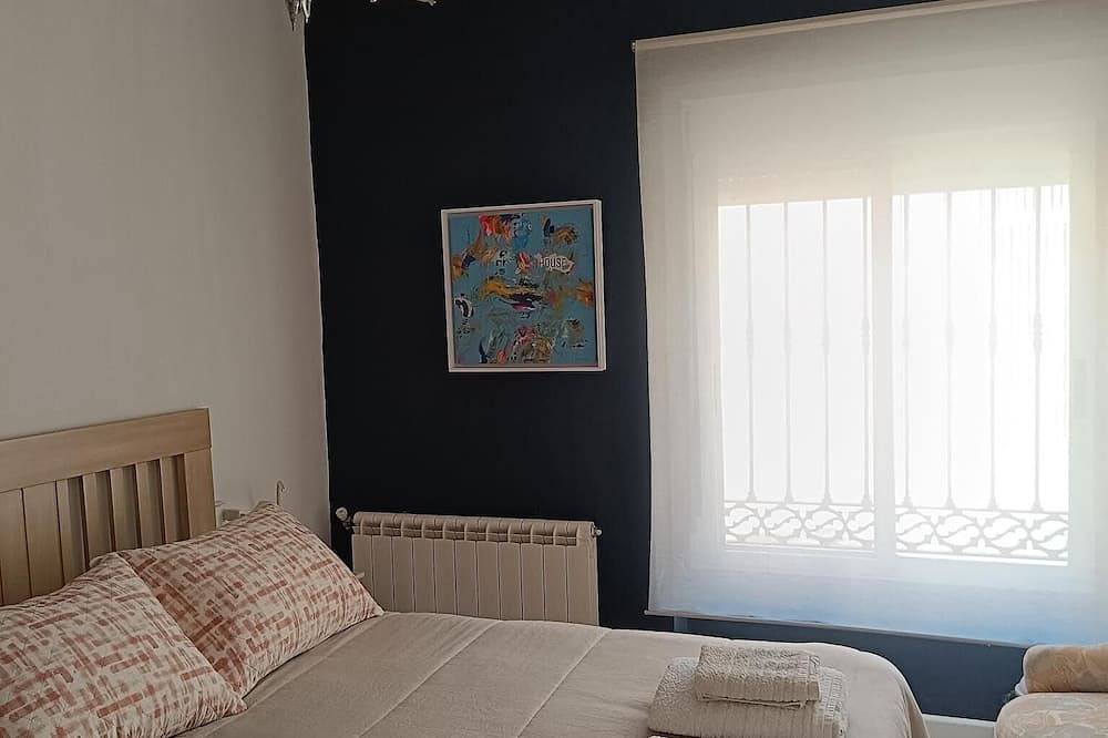 Casa Rural Alegria, a home in the mountains and close to the beach in Caudete de las Fuentes, Valencia Province