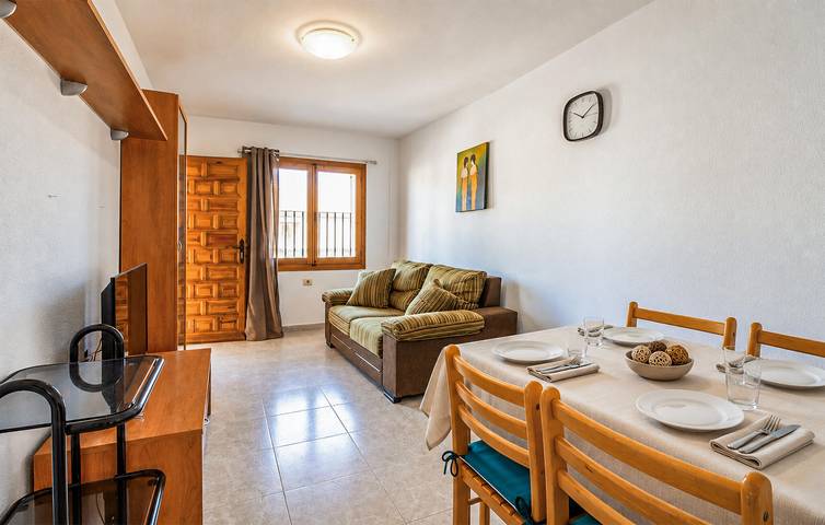 Appartement de vacances entier, 2km de la plage, lit double, terrasse et plus encore ! in San Pedro del Pinatar, Costa Cálida