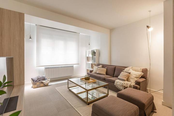 Ferienwohnung für 5 Personen, mit Terrasse und Ausblick - 1