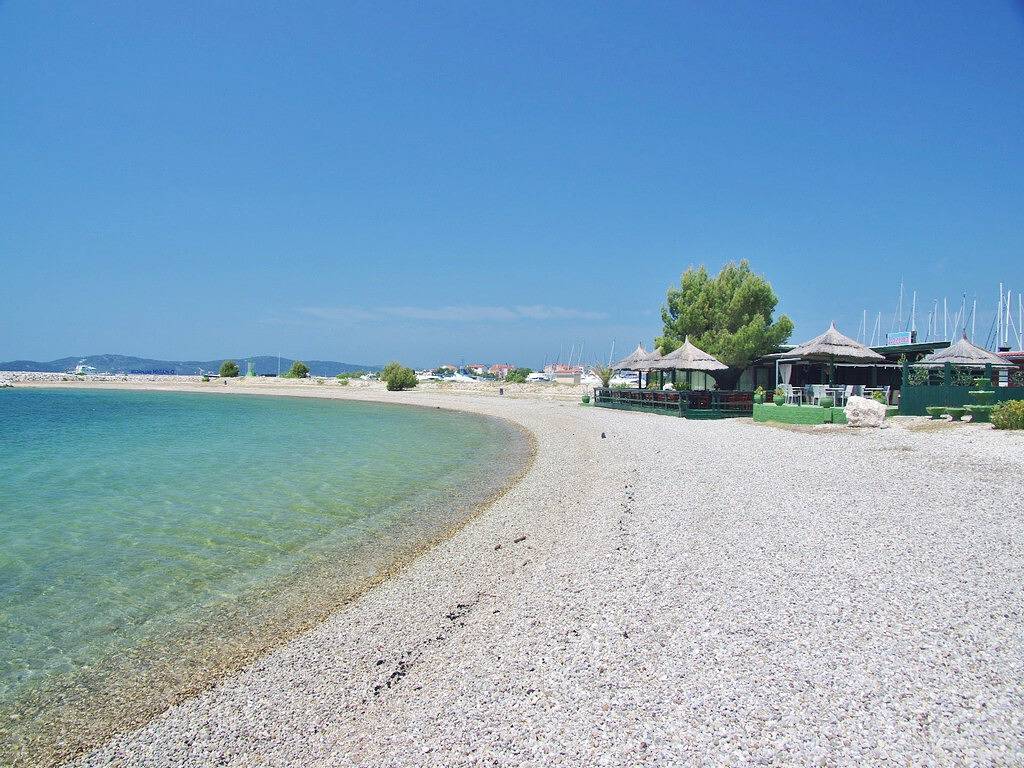 Ganze Wohnung, Standard Ferienwohnung mit Meerblick in Sukosan, Zadar