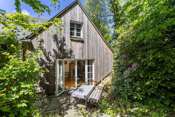 Ganze Wohnung, Ferienwohnung 'Anno 1960' mit Bergblick, privater Terrasse und Wi-Fi in Bestwig, Hochsauerlandkreis
