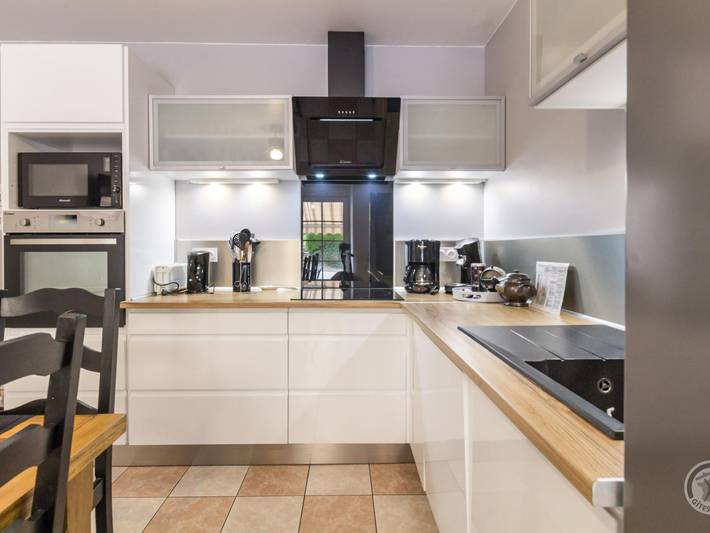 Gîte pour 8 personnes, avec jardin et terrasse à Villedieu-les-Poêles - 4