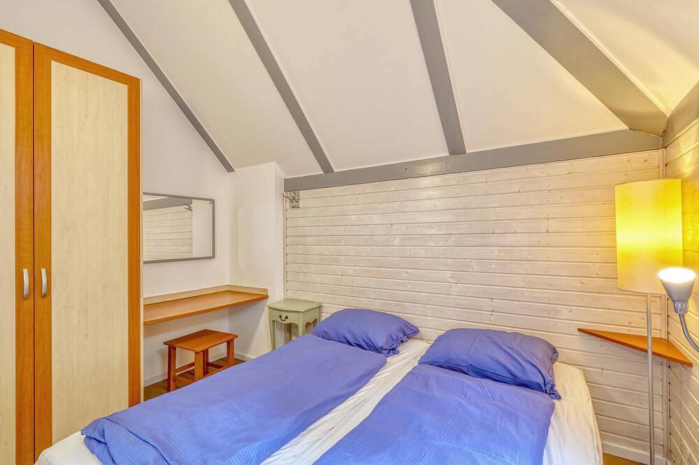 3 bedroom lovely home in Kirchheim-Reimboldshau in Reimboldshausen, Kirchheim