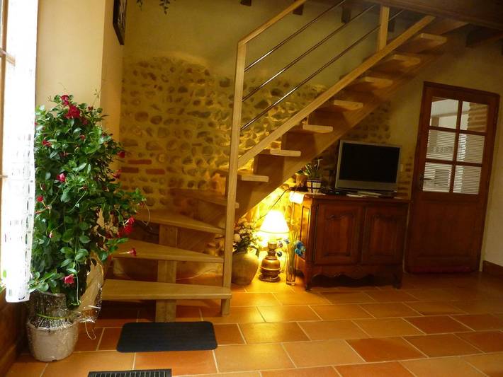 Gîte pour 5 personnes, avec terrasse ainsi que piscine et jardin à Mazères - 4