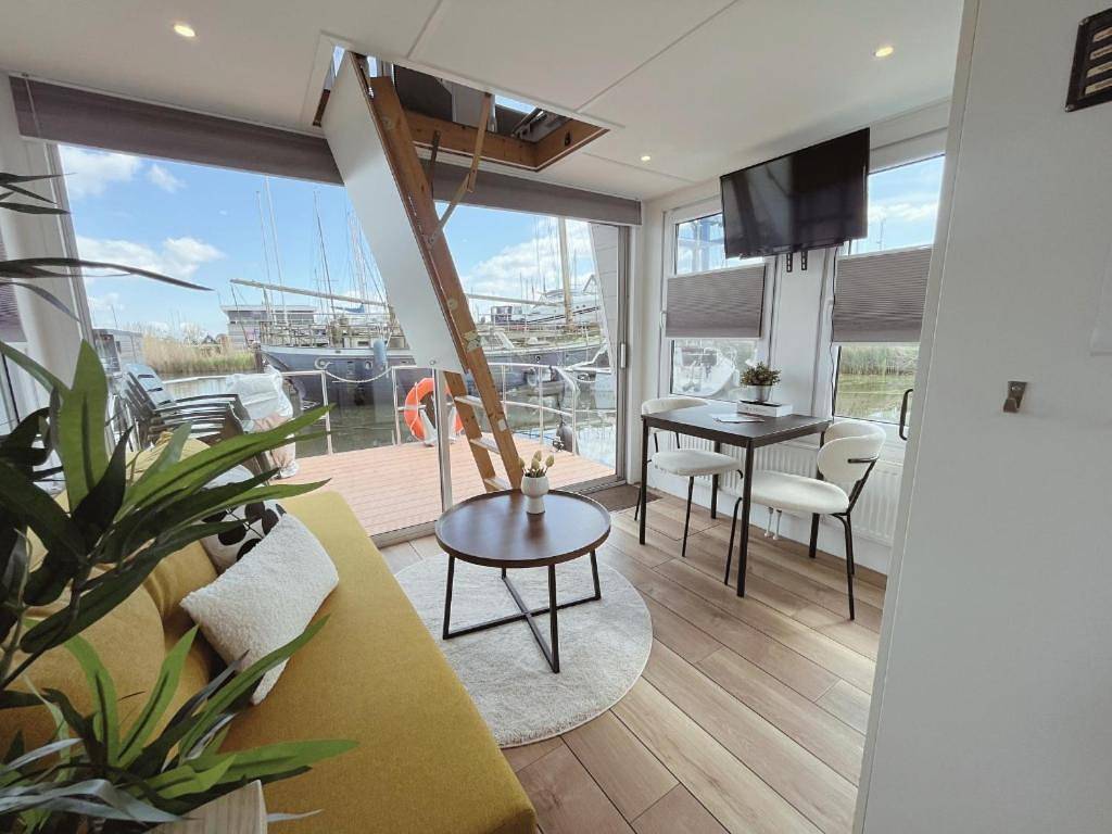 Caravan in Zeewolde, Flevoland