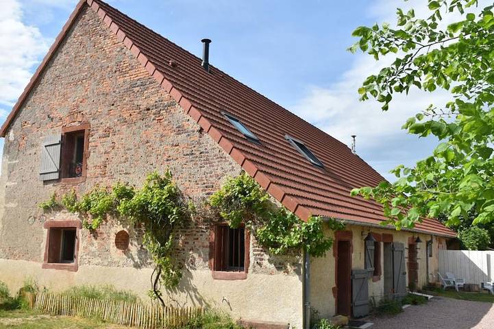 Gîte pour 6 personnes, avec jardin, animaux acceptés