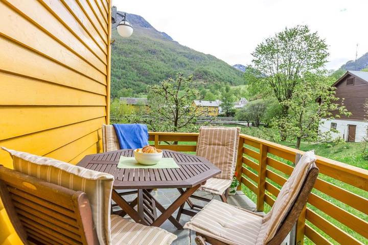 Location de vacances pour 6 personnes, avec jardin dans Flåm - 2