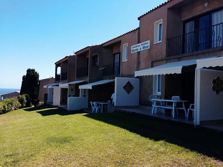 Gîte pour 4 personnes, avec terrasse dans Gare du Club Med Cocody - 2