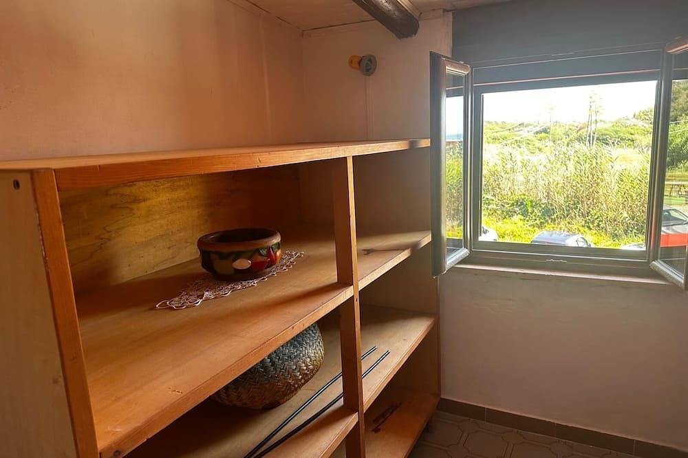 Small apartment by the sea in front of the beach. Ideal for a relaxing vacation in Ardea, Rom Provinz