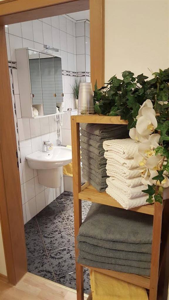 Geheel vakantieappartement, Annettes Rosengarten, Ferienwohnung in Georgsmarienhütte, Osnabrück en omgeving