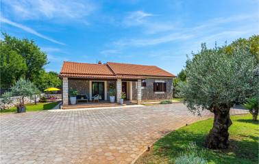 Ferienhaus für 5 Personen in Krk Stadt, Krk, Bild 2