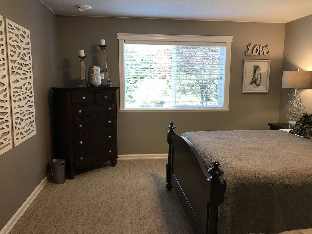 Lower Level Entry Home mit privater Terrasse und Garten. in Nanaimo, Regional District of Nanaimo